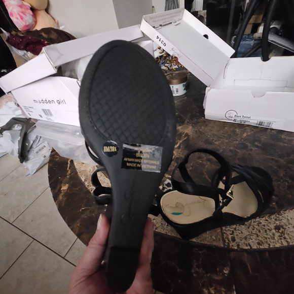 Jessica Simpson Black Strappy Platform Wedge SZ 8 NEW - Picture 7 of 9